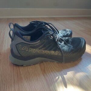 La Sportiva Jackal II - Men's Size 11